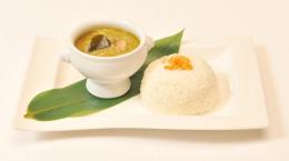 【週末】本日のタイカレー