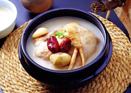 参鶏湯