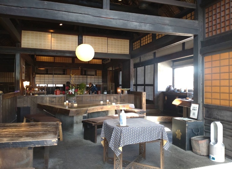 侘助　わびすけフォト3