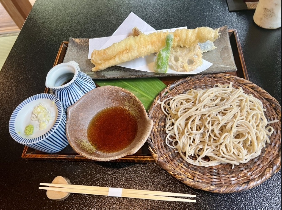 蕎麦荒井 （ソバアライ）フォト1