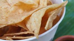 トルティーヤチップス・アボカドディップ