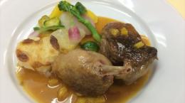 シャラン産鴨モモ肉のロティ　オレンジのソースで